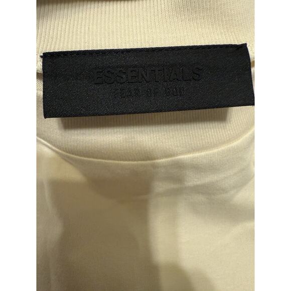 New FOG ESSENTIALS Fear of God oversized Shell Crew Neck T-Shirt Large - Picture 4 of 9